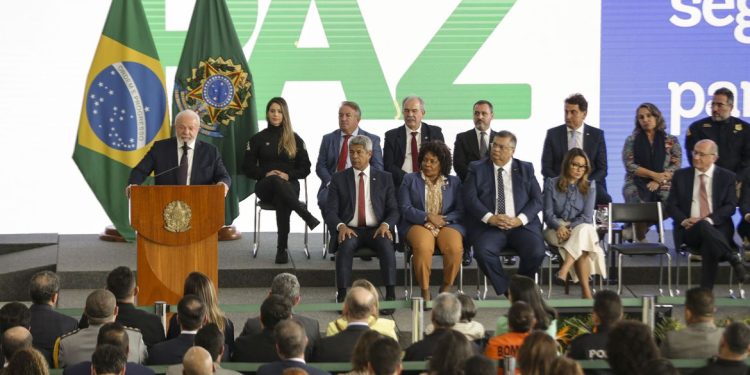 Governo federal lança o Programa de Ação na Segurança