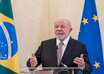 Lula defende punição severa a agressores de Alexandre de Moraes