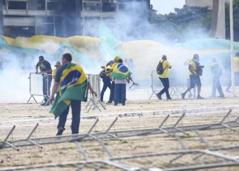PF prende suspeito de participação em atos terroristas de 8 de janeiro
