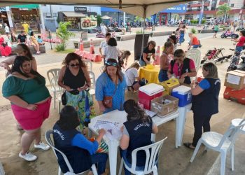 Secretaria de Saúde inicia programação do Julho Amarelo com ação na orla