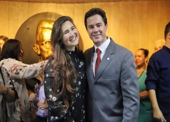 Sobrinha de Veneziano recebe convite para cargo na gestão de Campina Grande