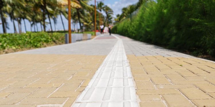 Prefeitura de Cabedelo entrega 1ª etapa da urbanização da praia de Ponta de Campina