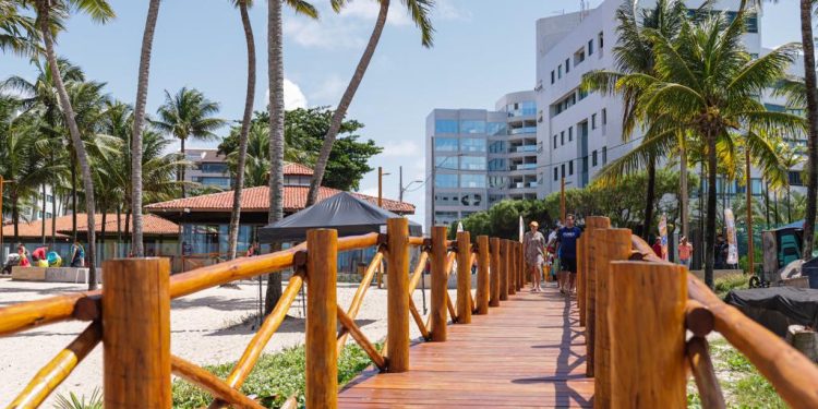 Prefeitura de Cabedelo entrega 1ª etapa da urbanização da praia de Ponta de Campina