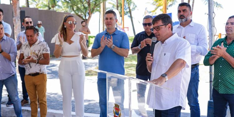 Prefeitura de Cabedelo entrega 1ª etapa da urbanização da praia de Ponta de Campina