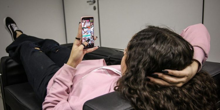 De 37 países, Brasil é o 2º com maior proporção de jovens nem-nem