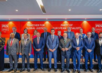 Lula encontra lideranças progressistas latino-americanas e europeias