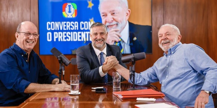 Sucesso do Desenrola superou expectativas, diz Lula