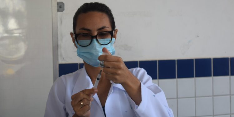 Município de Sapé atinge 90% do público-alvo vacinado e recebe incentivo financeiro do Estado