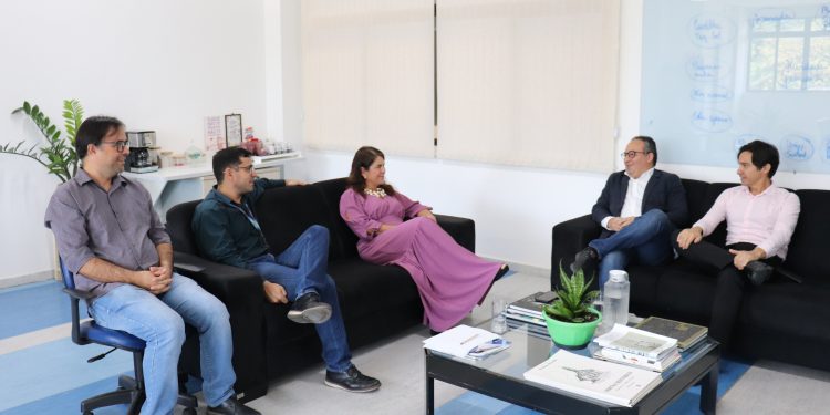 Vice-reitora da UFPB recebe visita do Superintendente de Mobilidade de João Pessoa