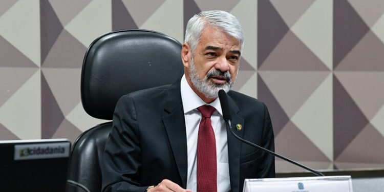 Dirigente nacional do PT nega possibilidade de aliança do partido com Cícero Lucena nas eleições de 2024