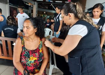 Vacinas contra Covid-19, Influenza e do calendário de rotina estão disponíveis em diversos serviços de saúde de João Pessoa