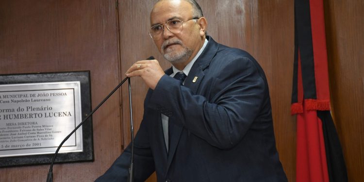 Marcílio do HBE explica projeto que disciplina Via Folia: “não privatiza nada”