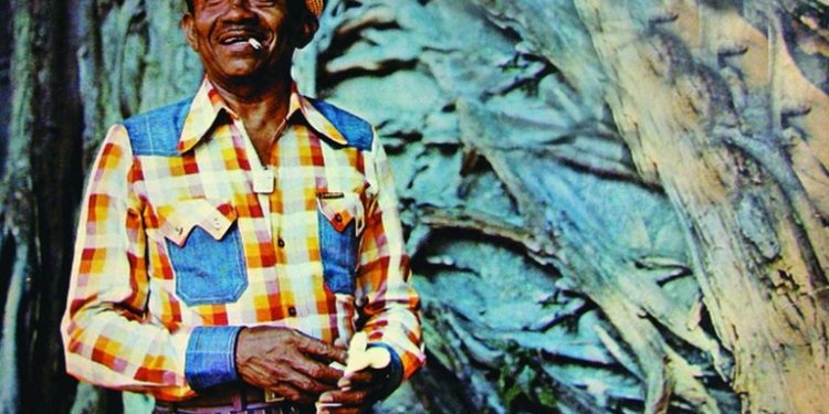 Programa Espaço Cultural destaca 104 anos de nascimento de Jackson do Pandeiro