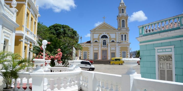 Centro Histórico é o ponto turístico mais procurado e visitantes sugerem que exposição seja permanente
