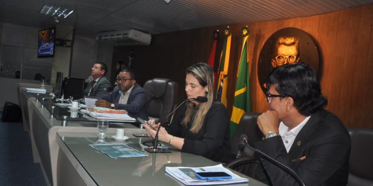 DENÚNCIA: vereadores de Campina Grande debatem possíveis irregularidades em contribuição sindical