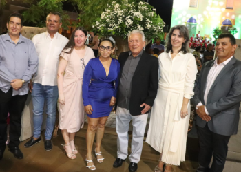 Casamento Comunitário reúne grande público na Praça da Matriz de Fátima, em Cajazeiras