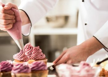Cabedelo abre inscrições para curso de Confeitaria Básica no bairro do Renascer