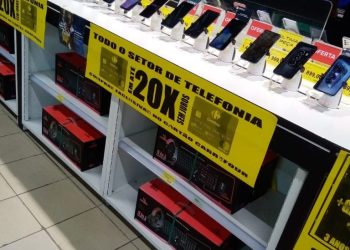Pesquisa do PROCON compara preços do aparelho celular nas lojas da Capital e registra diferença de R$ 2.500