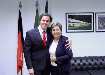 Prefeita de Uiraúna reconhece atuação municipalista de Veneziano e afirma que toda cidade deve votar no emedebista, em 2026