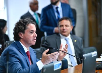 Comissão aprova relatório de Veneziano que amplia instrumentos de prevenção de desastres e recuperação de áreas atingidas