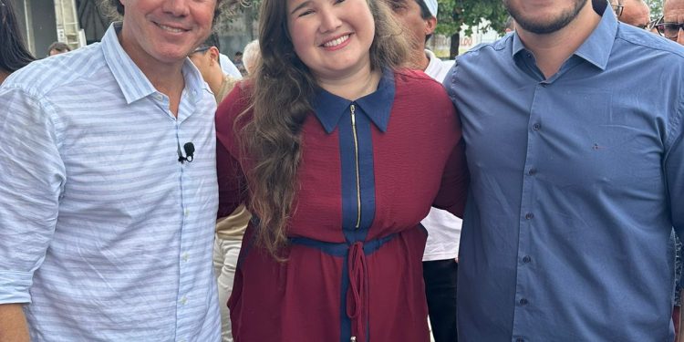 VÍDEO: Prefeito Bruno reconhece publicamente contribuição decisiva do Senador Veneziano na gestão de CG