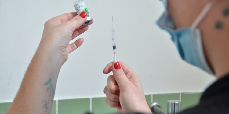 Vacinação contra HPV é aberta para vítimas de violência sexual até 45 anos de idade em Campina Grande