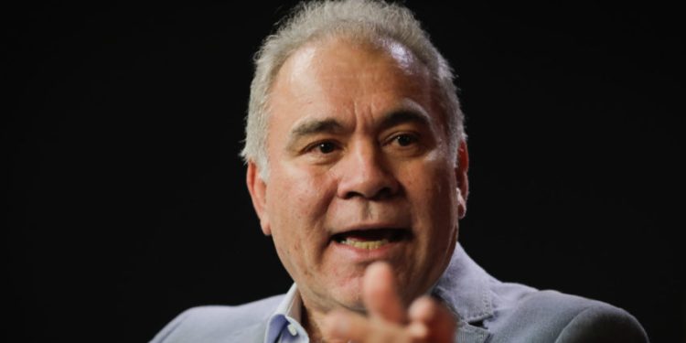 Para se livrar da concorrência, Queiroga quer Nilvan Ferreira como candidato a prefeito de Campina Grande