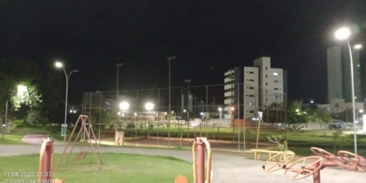 Operação da Seinfra reinstala todos os cabos elétricos furtados no Parque Parahyba II