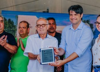 Cícero Lucena assina ordem de serviço para construção do primeiro Hospital Veterinário público de João Pessoa