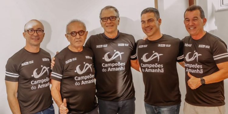 Cícero participa de palestra com o ex-técnico da Seleção Brasileira de Vôlei, Bernardinho