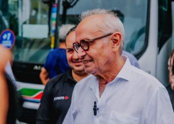 LIGEIRINHO: Cícero promete entrega de ônibus com ar-condicionado em novembro