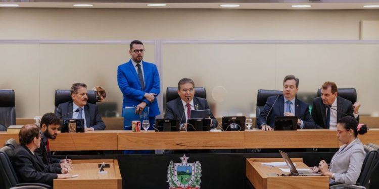 Assembleia Legislativa aprova projeto que isenta municípios de apresentar certidões negativas em convênios com o Estado