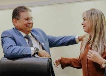 Assembleia aprova título de cidadania paraibana para deputada Silvia Benjamin