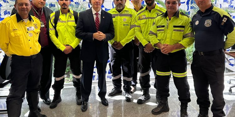 Após articulação de Veneziano, Senado votará na próxima semana Projeto que considera perigosa a atividade Agentes de Trânsito