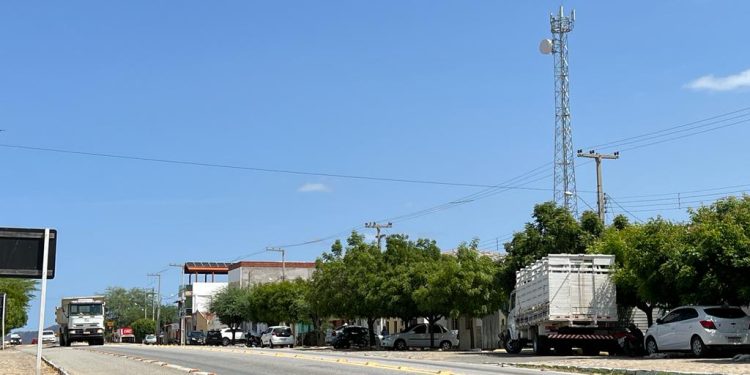 Santa Gertrudes conquista sinal de celular graças aos esforços de Efraim Filho e Hugo Motta