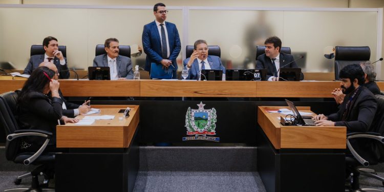 ALPB mantém aprovação de projeto que incentiva empreendedorismo feminino