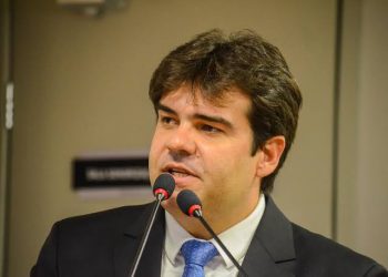 ALPB aprova Projeto de Lei de Eduardo Carneiro que classifica Pitimbu como ‘Capital Paraibana da Lagosta’