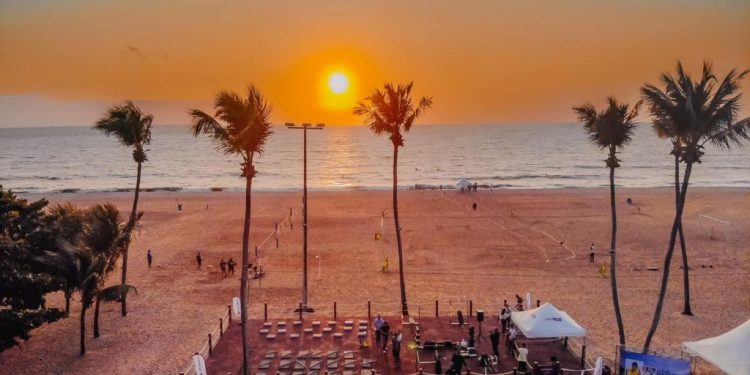 Cícero Lucena inaugura primeira academia ao ar livre de João Pessoa