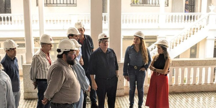 João Azevêdo inspeciona obras do Parque Tecnológico Horizontes de Inovação