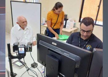 Eleitor com 104 anos de idade regulariza o cadastro eleitoral
