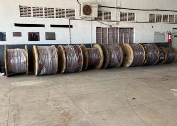 SEINFRA inicia operação para repor cabos elétricos furtados de espaços públicos em João Pessoa