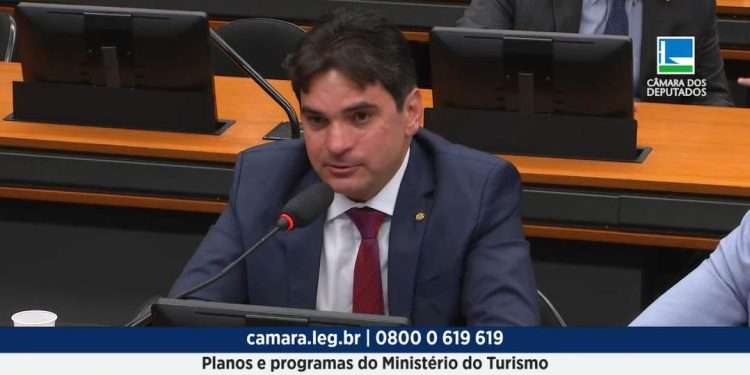 Murilo destaca potencial turístico da Paraíba em audiência pública da Comissão de Turismo com ministro
