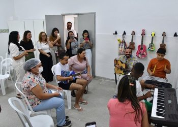 Governo da Paraíba amplia atenção à pessoa autista e seus familiares em João Pessoa