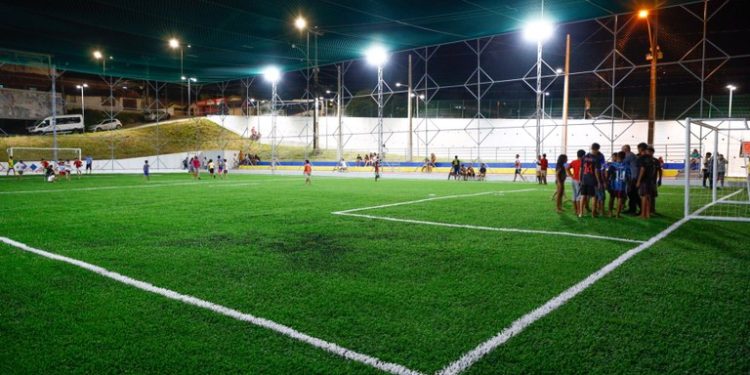 Praça entregue em Cruz das Armas amplia áreas de lazer na capital paraibana