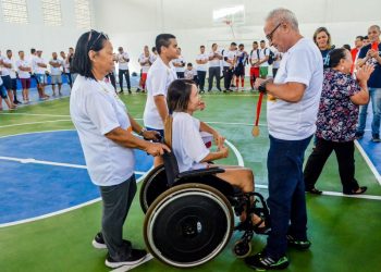 Cícero Lucena reforça compromisso com as pessoas com deficiência durante evento com paratletas
