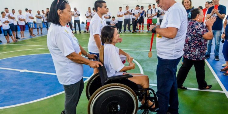 Cícero Lucena reforça compromisso com as pessoas com deficiência durante evento com paratletas