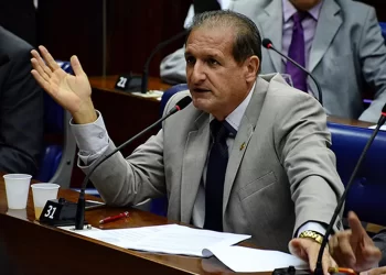 Hervázio critica obrigatoriedade da presença de mulheres em chapas eleitorais