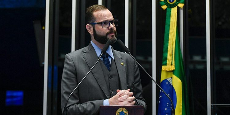 Seif expressa preocupação com polarização política e pede paz