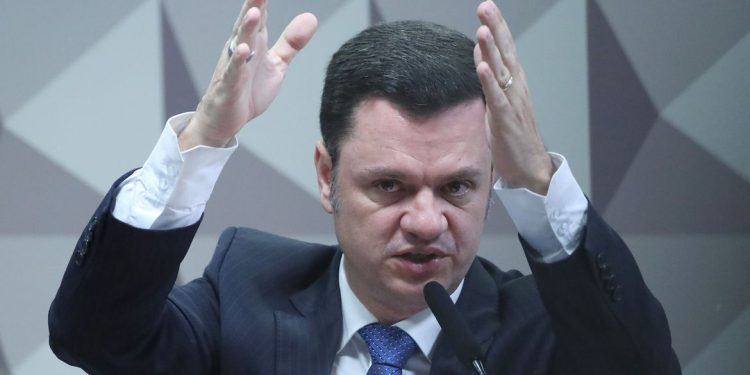 Anderson Torres culpa Polícia Militar pelo baixo efetivo em 8 de janeiro