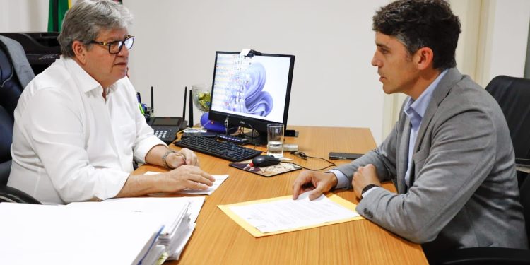 Tovar diz que visita a João foi institucional; OUÇA